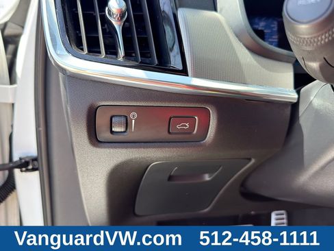 Used 2022 Volvo S90 B6 R-Design w/ Advanced Package AWD/4WD image 26