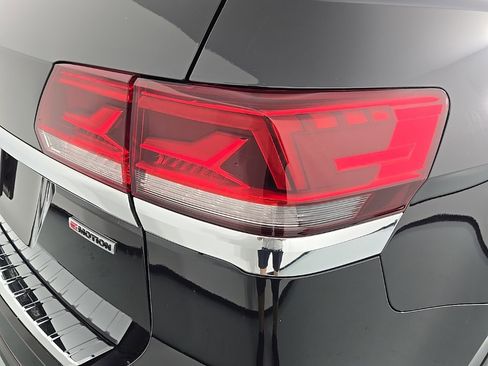 Used 2022 Volkswagen Atlas SE image 9