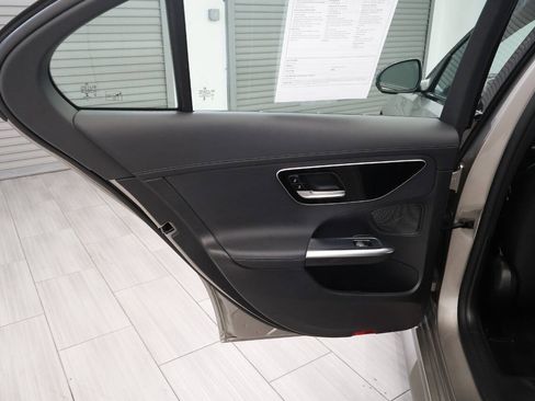 Used 2023 Mercedes-Benz C 300 4MATIC Sedan image 15