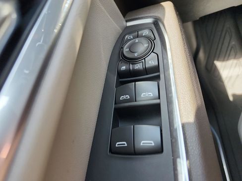 New 2025 GMC Sierra 2500 SLT w/ SLT Premium Package image 21