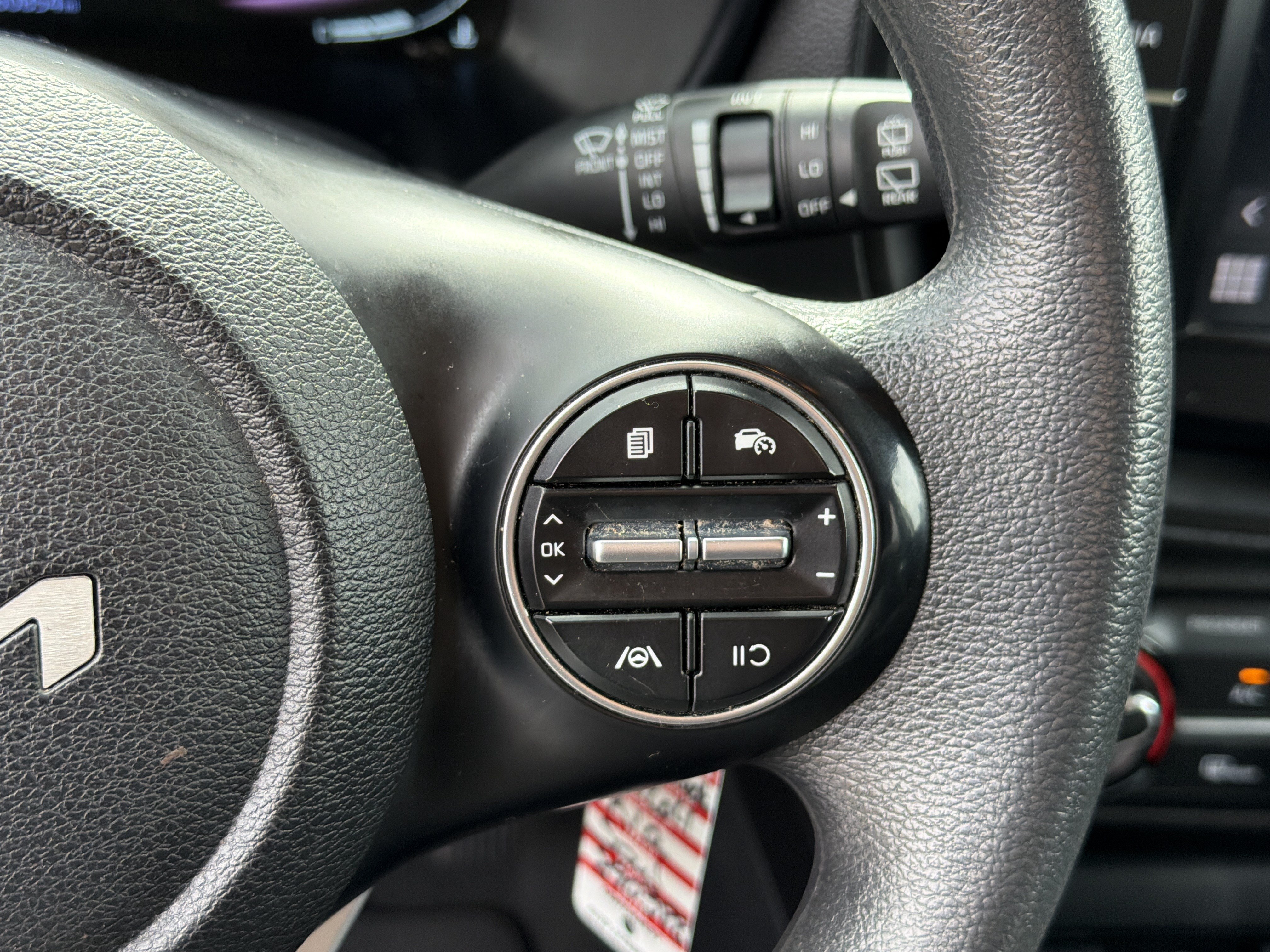 Used 2023 Kia Soul LX FWD image 15