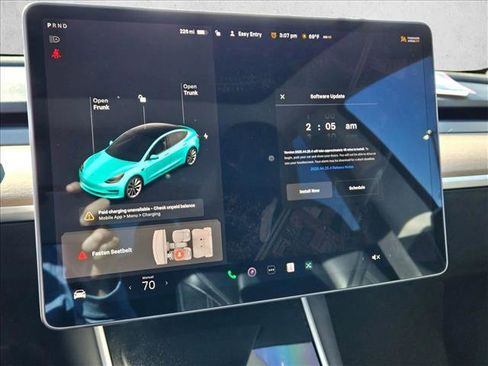 Used 2020 Tesla Model 3 Performance image 21