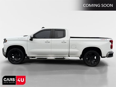 Used 2020 Chevrolet Silverado 1500 LT w/ Trailering Package image 4