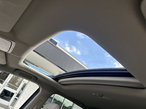 Used 2015 Honda CR-V Touring image 11