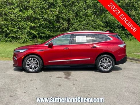 Used 2023 Buick Enclave Premium w/ Experience Buick Package AWD/4WD image 4
