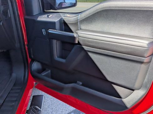 Used 2019 Ford F150 XLT w/ Equipment Group 302A Luxury image 5