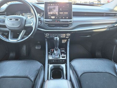 Used 2022 Jeep Compass Trailhawk w/ Trailhawk Convenience Group image 11