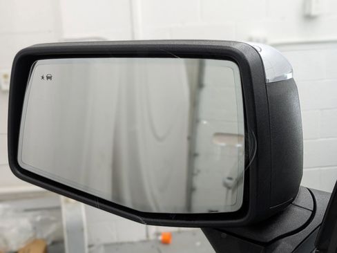 Used 2022 GMC Sierra 1500 Denali w/ Driver Alert Package II image 17