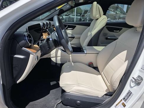 Used 2025 Mercedes-Benz C 300 Sedan image 7