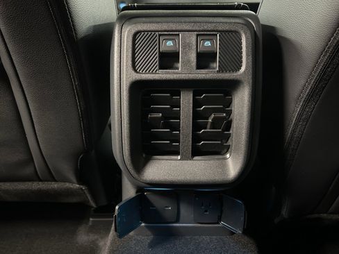 New 2025 Ford Bronco Outer Banks image 31