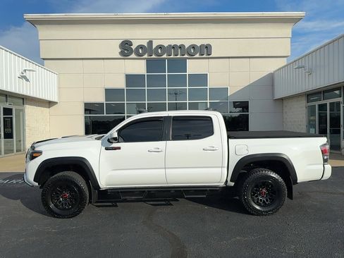 Used 2019 Toyota Tacoma TRD Pro image 1