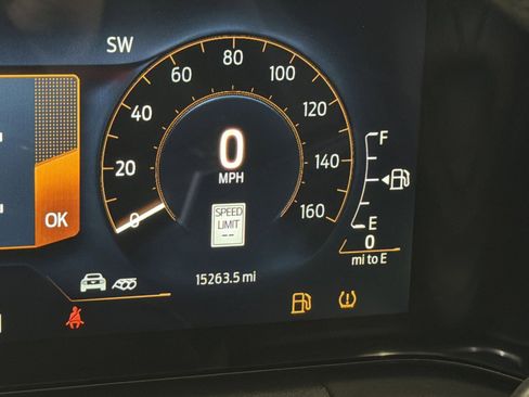 Used 2024 Ford Mustang GT Premium image 17