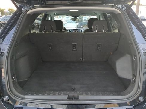 Used 2020 Chevrolet Equinox LS w/ LS Convenience Package image 9