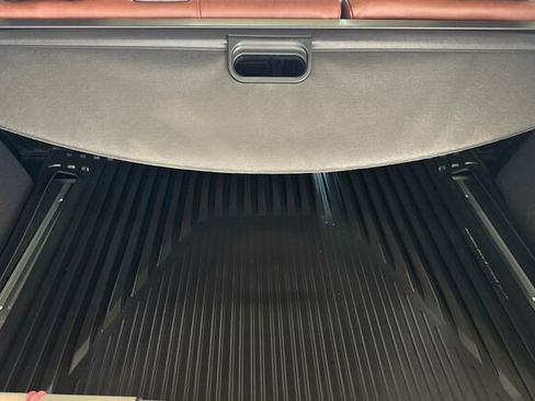 New 2026 Cadillac XT5 Sportv w/ LPO, Onyx Lite Package image 15