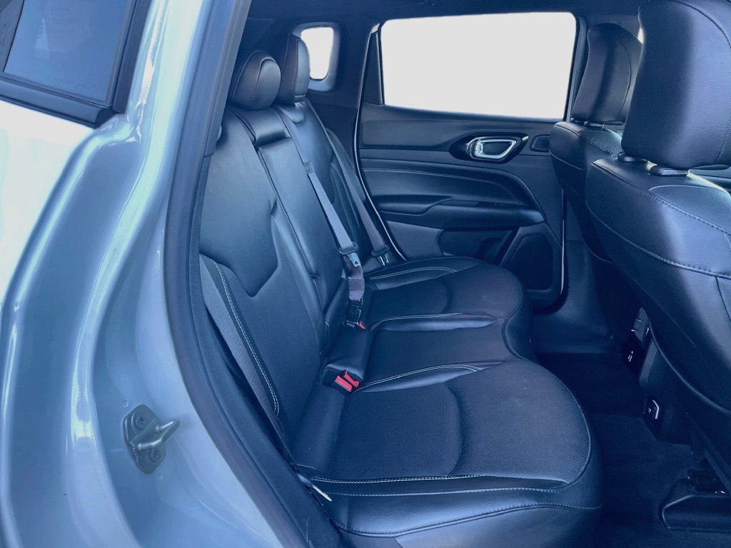 Used 2023 Jeep Compass High Altitude AWD/4WD image 28