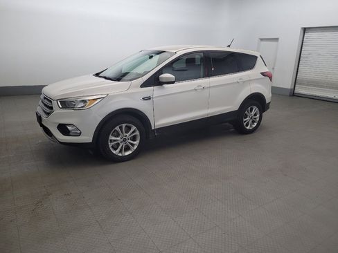Used 2019 Ford Escape SE AWD/4WD image 2