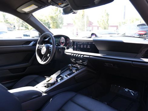 Used 2020 Porsche 911 Carrera S RWD image 21