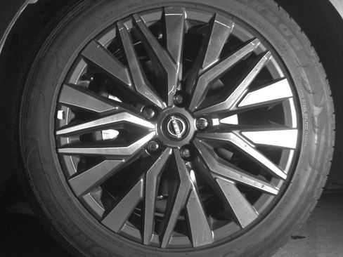 Used 2025 Nissan Altima 2.5 SV image 12