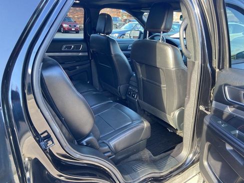 Used 2018 Ford Explorer Sport w/ Equipment Group 401A image 14