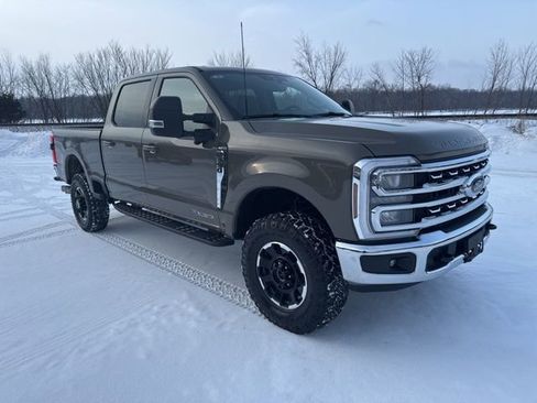 New 2026 Ford F350 XLT w/ XLT Premium Package AWD/4WD image 8
