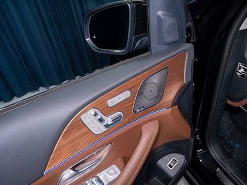 Certified 2026 Mercedes-Benz GLS 450 450 4MATIC&reg; SUV image 11