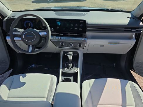 New 2026 Hyundai Kona SE image 17