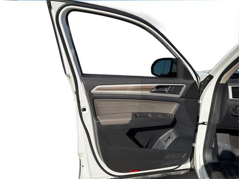 Used 2021 Volkswagen Atlas SEL w/ MDO Package (Bench Seat) image 21