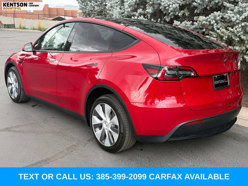 Used 2023 Tesla Model Y Long Range AWD/4WD image 5