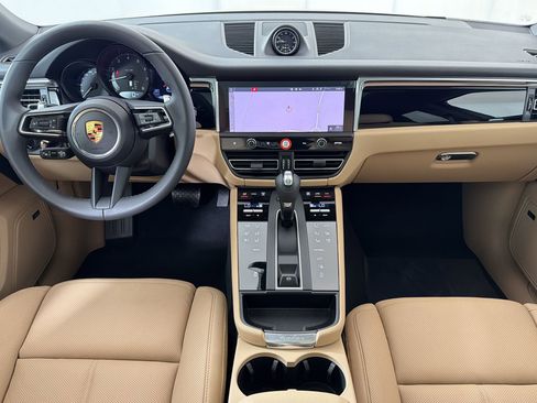 New 2026 Porsche Macan image 26