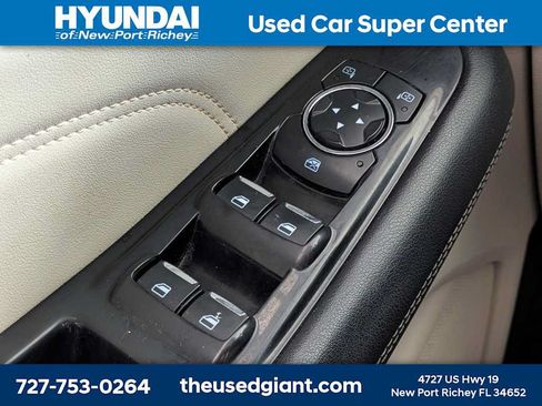 Used 2015 Ford Edge Titanium w/ Equipment Group 302A FWD image 33