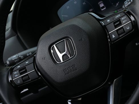 Used 2024 Honda Accord Touring image 27