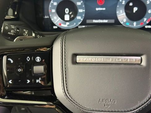 New 2026 Land Rover Range Rover Velar Dynamic SE image 18