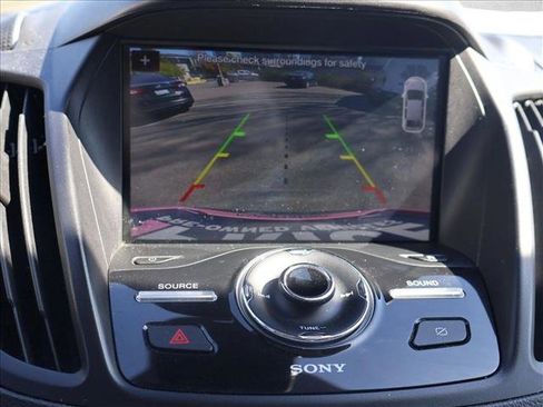 Used 2019 Ford Escape Titanium image 13