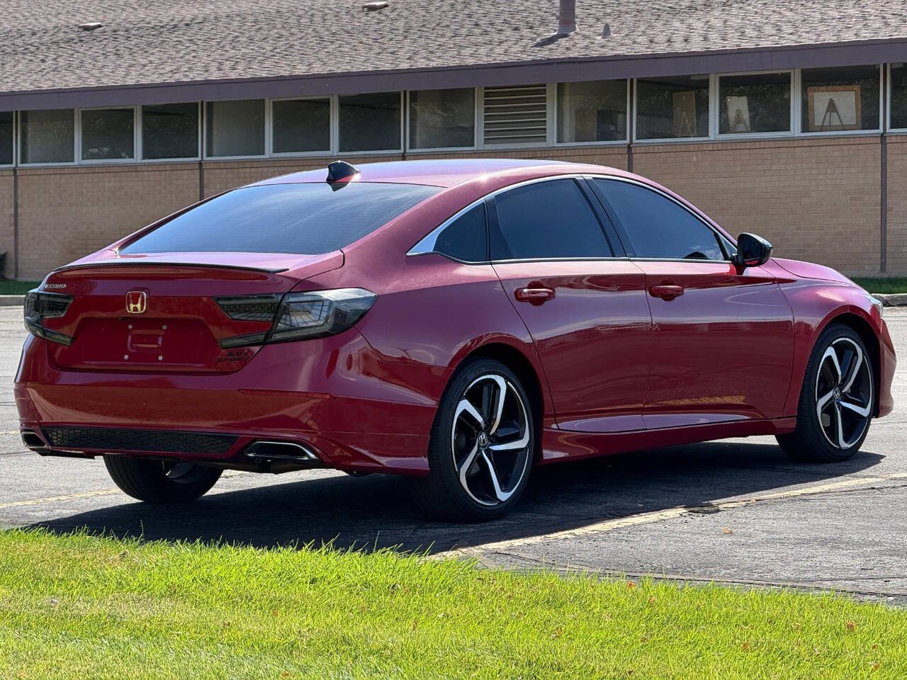 Used 2022 Honda Accord Sport image 5