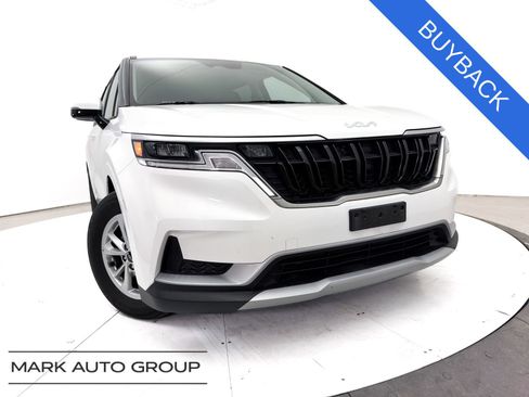 Used 2024 Kia Carnival LX FWD image 5