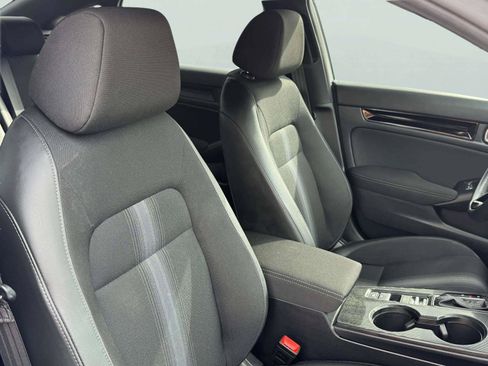 Used 2025 Honda Civic FWD Hybrid Sedan image 53