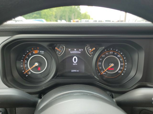 Used 2025 Jeep Wrangler Sport AWD/4WD image 25