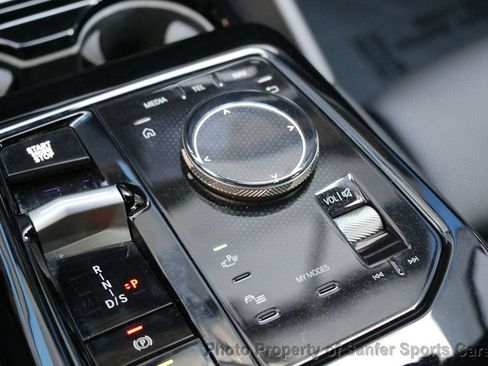 Used 2025 BMW 530i RWD image 36