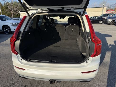 Used 2016 Volvo XC90 T5 Momentum image 24