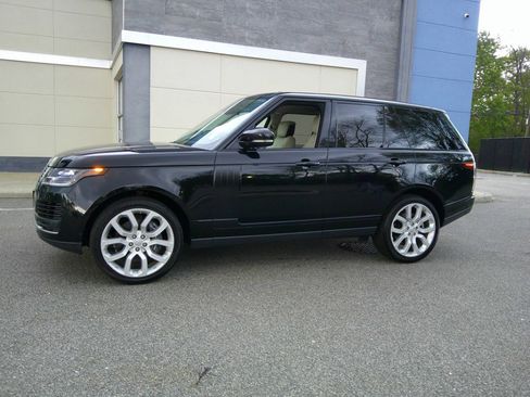 Used 2018 Land Rover Range Rover HSE AWD/4WD image 7