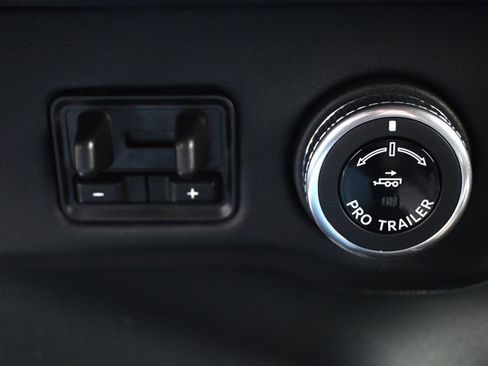 New 2025 Lincoln Navigator Reserve w/ Jet Appearance Package image 32