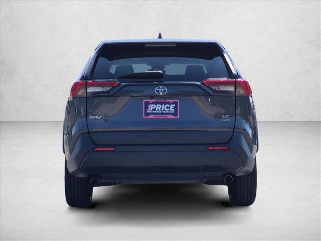 Used 2022 Toyota RAV4 LE AWD/4WD image 7