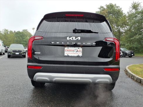 Used 2022 Kia Telluride LX image 22