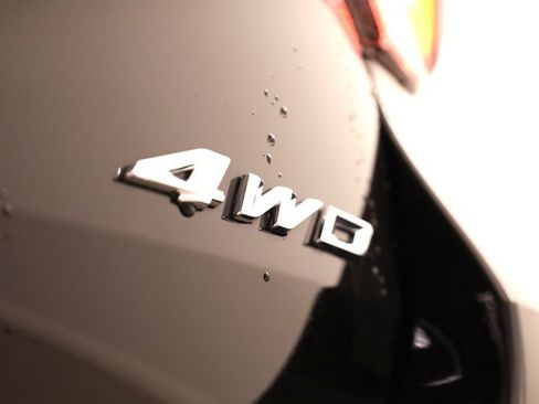 Used 2025 Ford Explorer ST-Line w/ Premium Package image 41