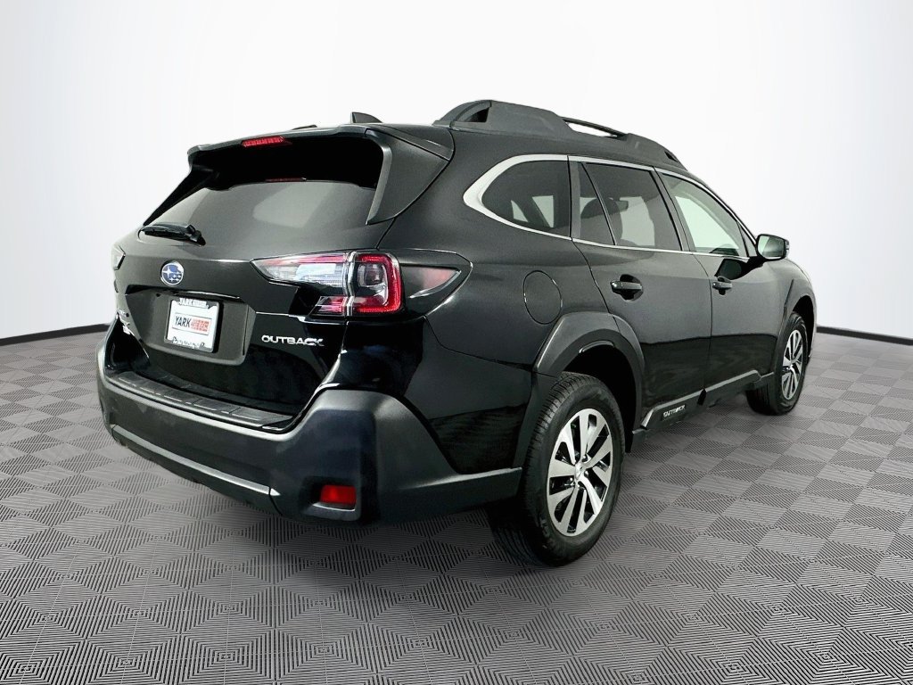 Certified 2024 Subaru Outback Premium AWD/4WD image 10