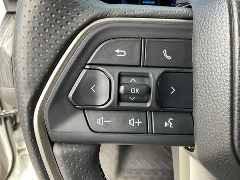 Used 2026 Toyota 4Runner 4WD image 13