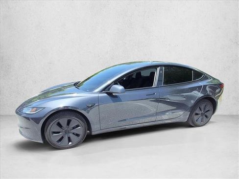 Used 2025 Tesla Model 3 Long Range RWD image 5