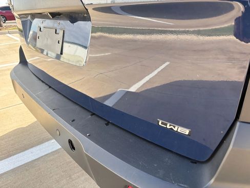 Used 2020 Ford Transit Connect XL image 25