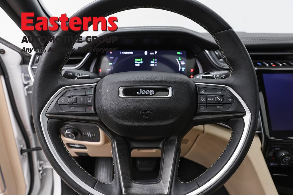 Used 2024 Jeep Grand Cherokee Limited 4xe AWD/4WD image 11
