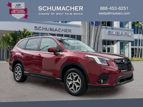 Certified 2023 Subaru Forester Premium AWD/4WD image 1